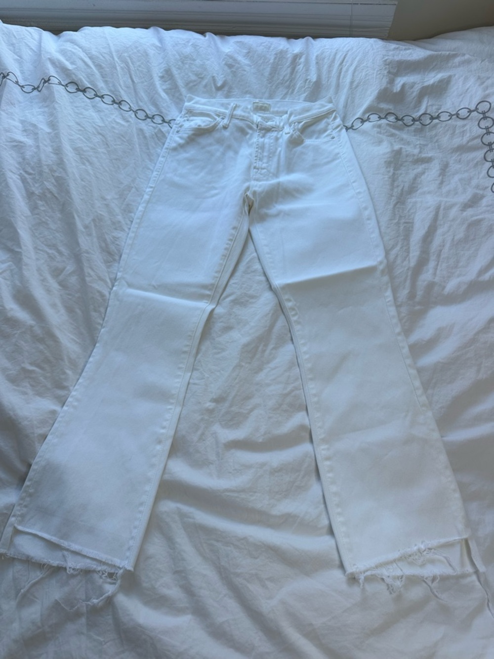 MOTHER White Flared Jeans with Raw Hem